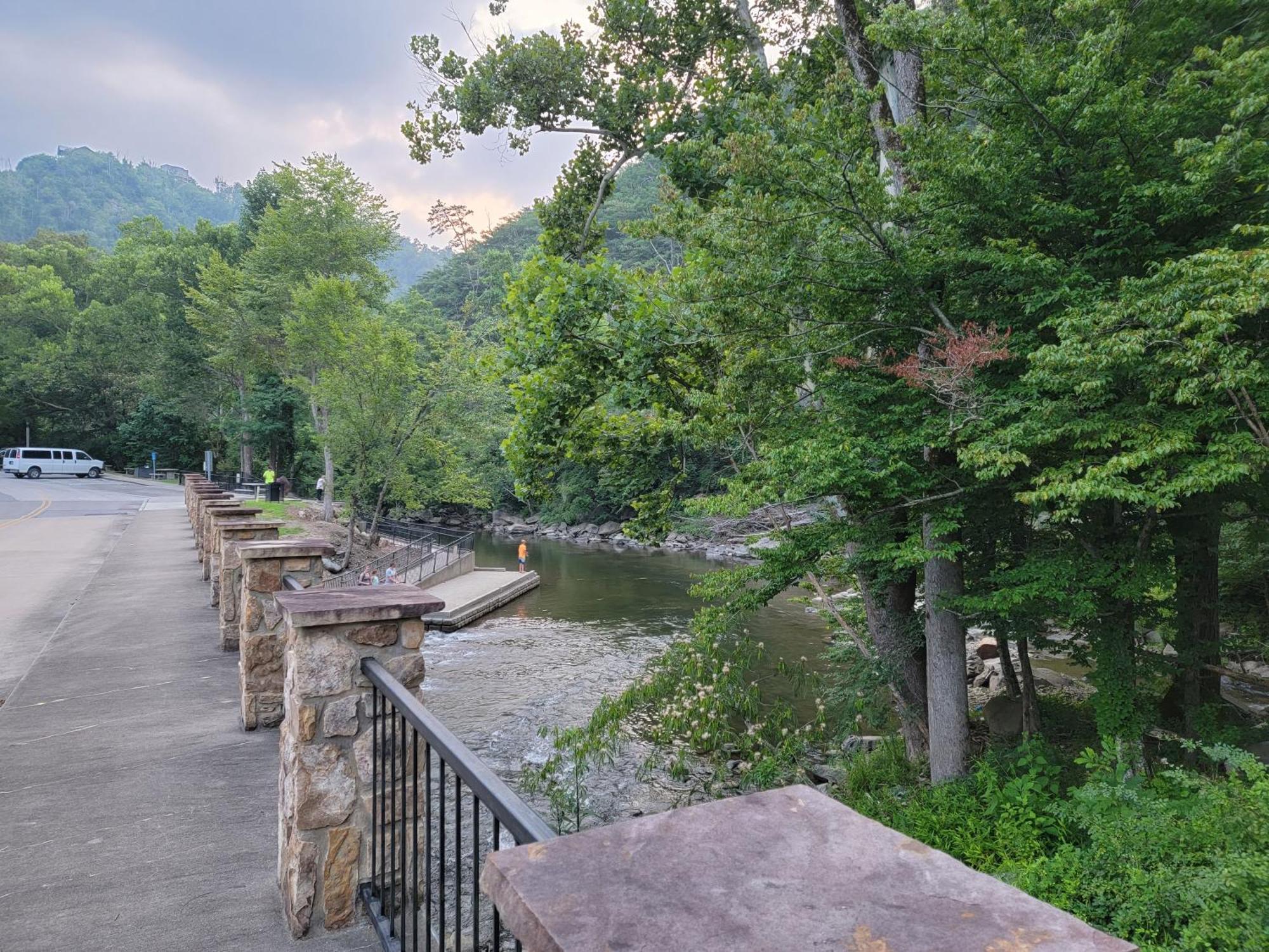 Cozy Cub, Breath Taking Mtn Views, Indoor Pool Apartment Gatlinburg Exterior photo