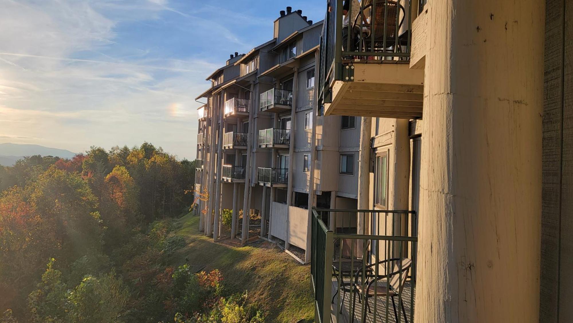 Cozy Cub, Breath Taking Mtn Views, Indoor Pool Apartment Gatlinburg Exterior photo